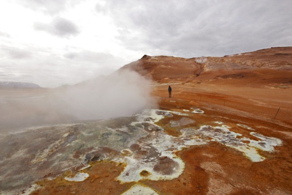 Radiant mineral deposits