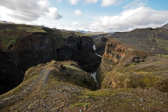 Markarfljótsgljúfur canyon and Gina for scale